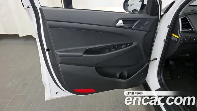 Hyundai Tucson 2017 — фото 14
