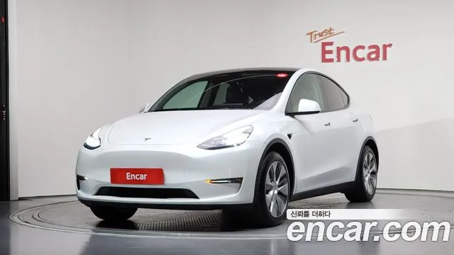 Tesla Model Y 2021 — фото 1