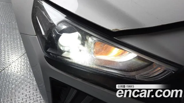 Hyundai Ioniq 2020 — фото 8