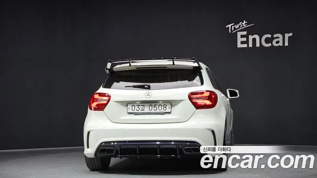 Mercedes-Benz A-Class 2016 — фото 4