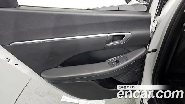 Hyundai Sonata 2020 — фото 15