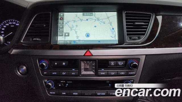 Hyundai Genesis 2015 — фото 19