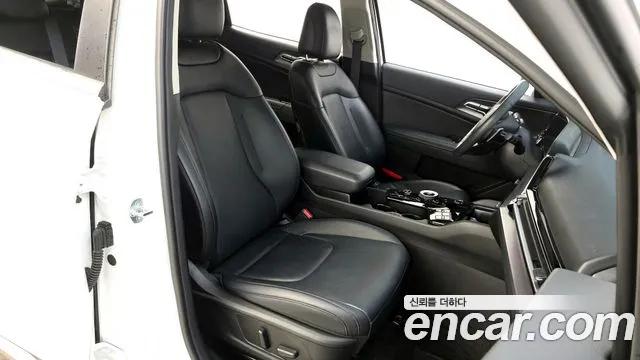 Kia Sportage 2023 — фото 18