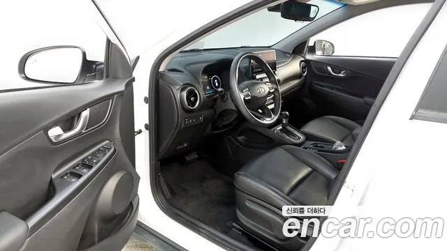 Hyundai Kona 2022 — фото 13