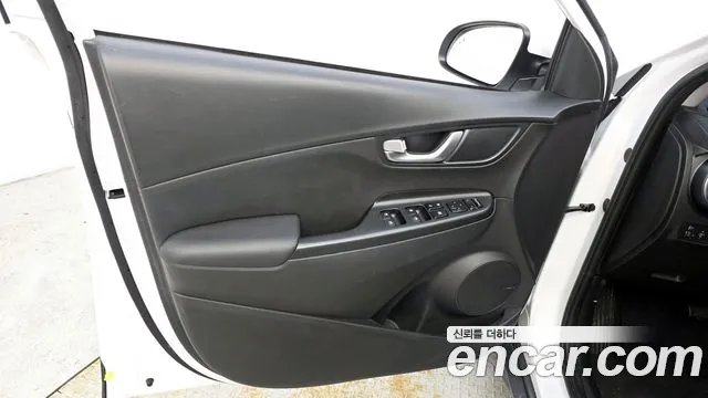 Hyundai Kona 2022 — фото 14
