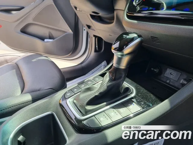 Hyundai Ioniq 2020 — фото 11