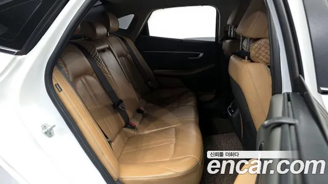 Hyundai Sonata 2020 — фото 11