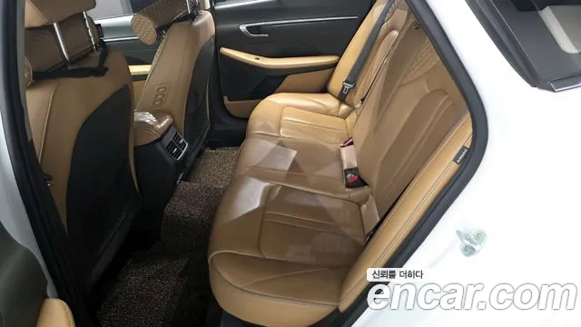 Hyundai Sonata 2020 — фото 12