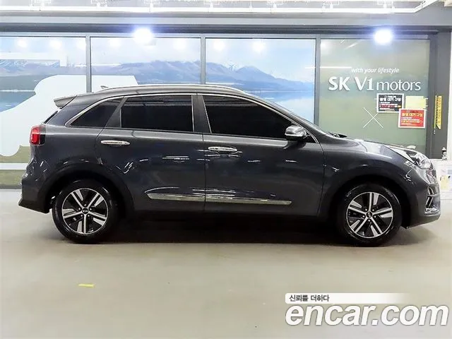 Kia Niro 2020 — фото 3