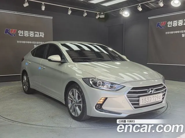 Hyundai AVANTE 2018 — фото 2