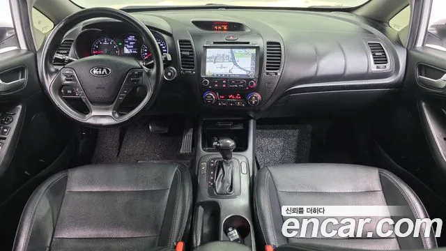 Kia K3 2015 — фото 10