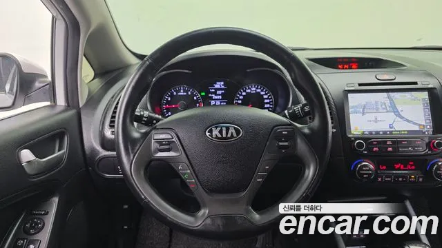Kia K3 2015 — фото 20
