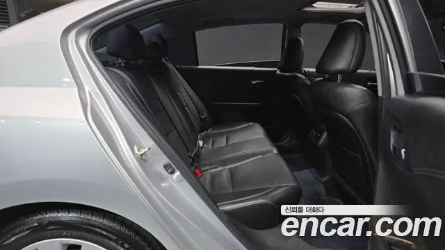 Honda Accord 2014 — фото 11