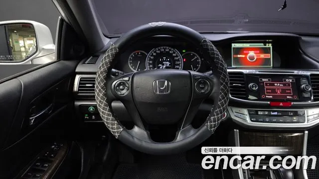 Honda Accord 2014 — фото 13