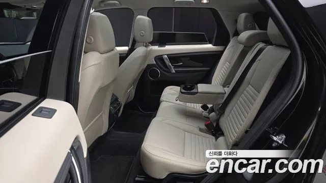 Land Rover Discovery Sport 2025 — фото 17