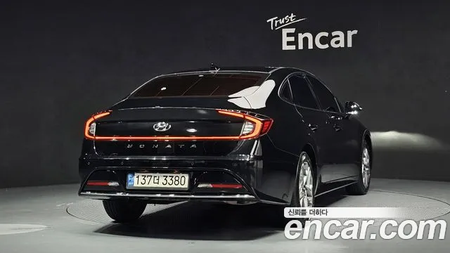 Hyundai Sonata 2022 — фото 2