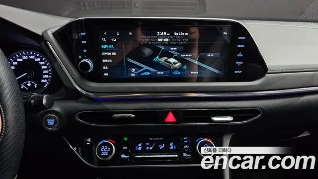 Hyundai Sonata 2022 — фото 18