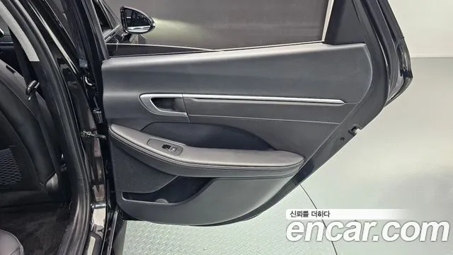 Hyundai Sonata 2022 — фото 15