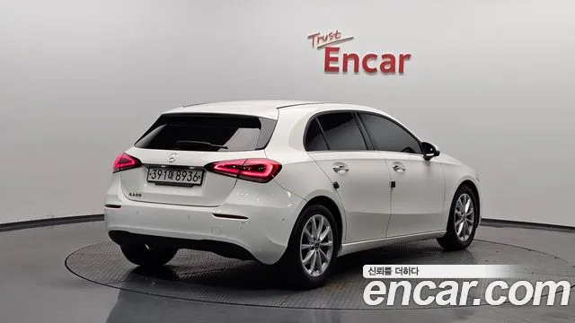 Mercedes-Benz A-Class 2020 — фото 1