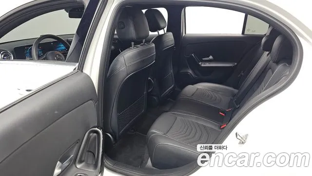 Mercedes-Benz A-Class 2020 — фото 16