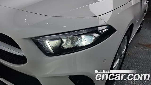 Mercedes-Benz A-Class 2020 — фото 7