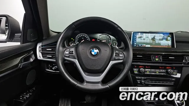 BMW X6 2017 — фото 12