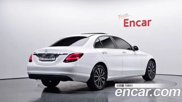 Mercedes-Benz C-Class 2020 — фото 1