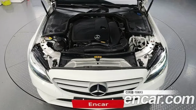 Mercedes-Benz C-Class 2020 — фото 5