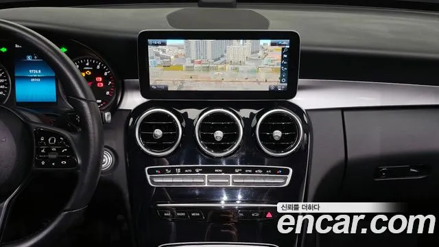 Mercedes-Benz C-Class 2020 — фото 19