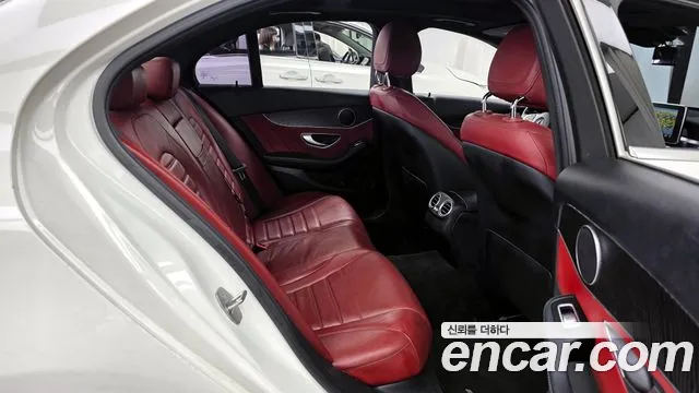 Mercedes-Benz C-Class 2016 — фото 12