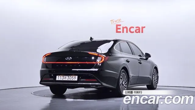 Hyundai Sonata 2023 — фото 2