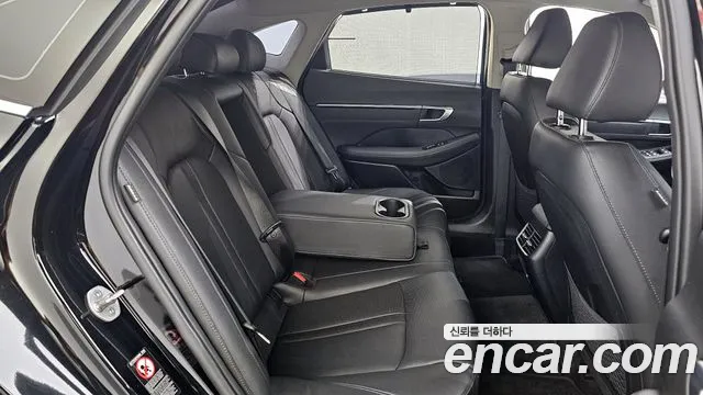 Hyundai Sonata 2023 — фото 18