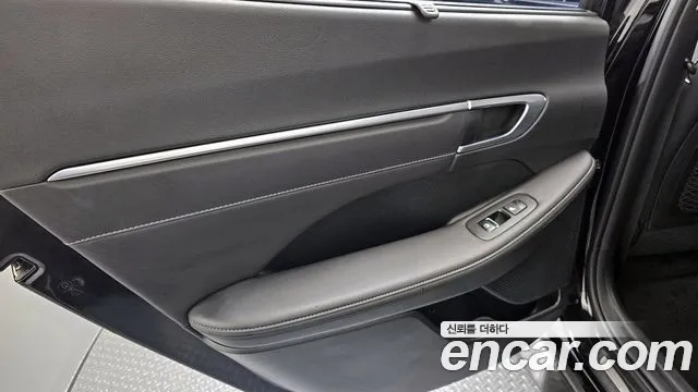 Hyundai Sonata 2023 — фото 15