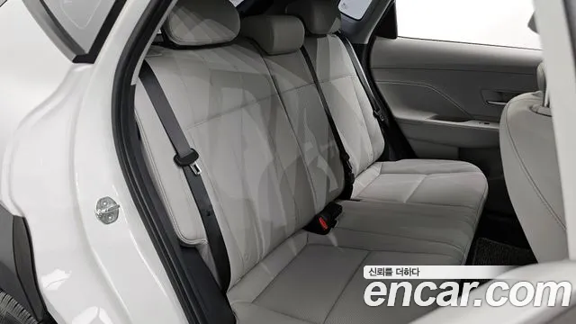Hyundai Kona 2025 — фото 17