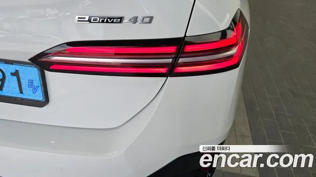 BMW i5 2024 — фото 9