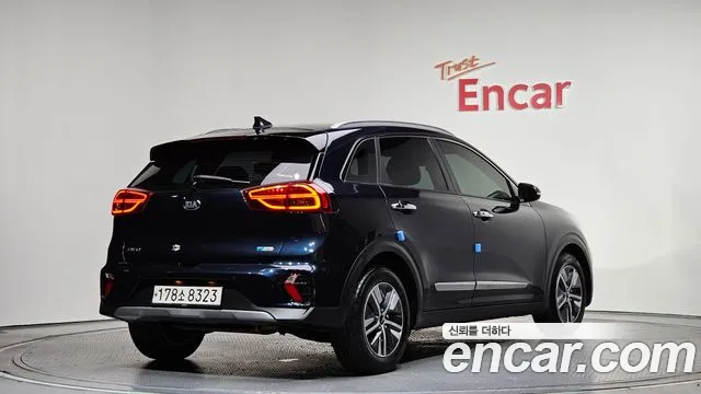 Kia Niro 2020 — фото 2