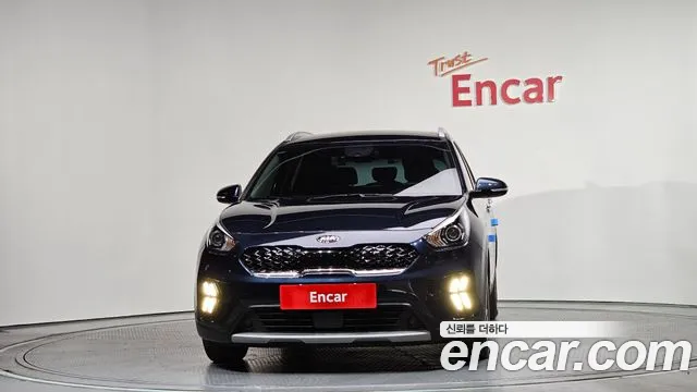 Kia Niro 2020 — фото 3