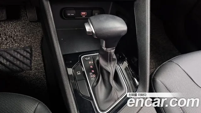 Kia Niro 2020 — фото 9