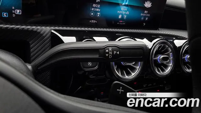 Mercedes-Benz A-Class 2020 — фото 12