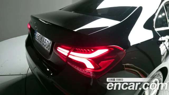 Mercedes-Benz A-Class 2020 — фото 9