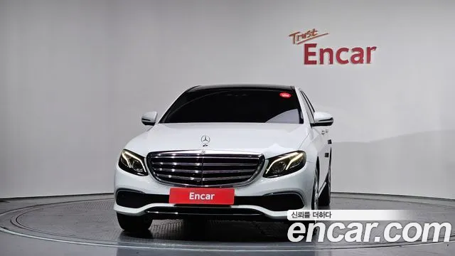 Mercedes-Benz E-Class 2019 — фото 3