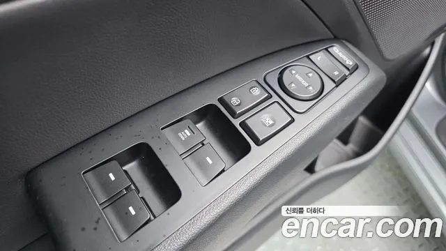 Hyundai AVANTE 2018 — фото 18