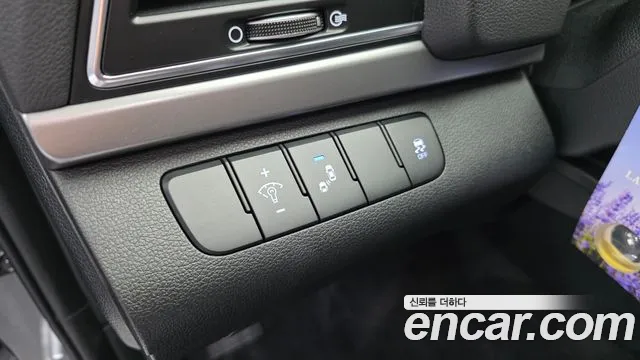 Hyundai AVANTE 2018 — фото 19