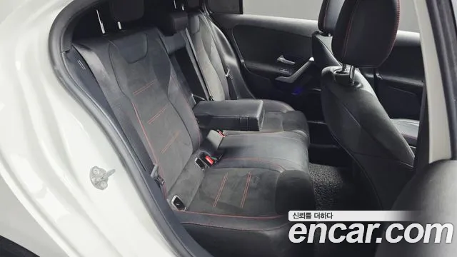 Mercedes-Benz A-Class 2022 — фото 16
