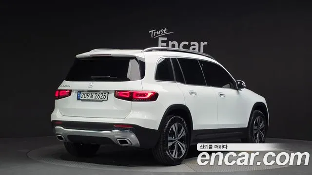 Mercedes-Benz GLB-Class 2022 — фото 2
