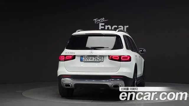 Mercedes-Benz GLB-Class 2022 — фото 4
