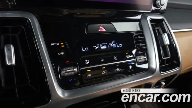 Kia Sorento 2021 — фото 16