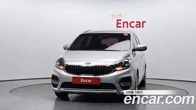 Kia Carens 2017 — фото 3