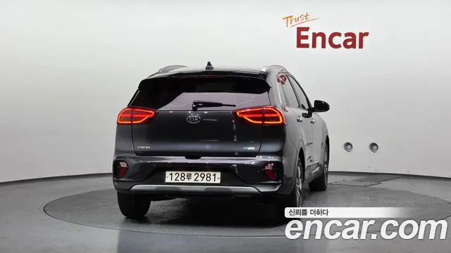 Kia Niro 2020 — фото 4