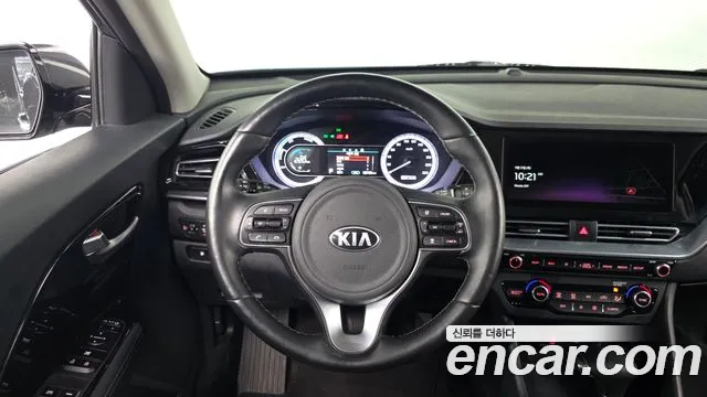 Kia Niro 2020 — фото 13